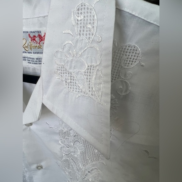 Red Horse China Hand Embroidered Camp - Beach - Cigar button up Shirt. Vintage - Picture 4 of 5